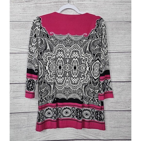 Roz & Ali Abstract Design Stretch Knit 3/4 Sleeve Blouse Pink Black White Medium - Picture 2 of 6